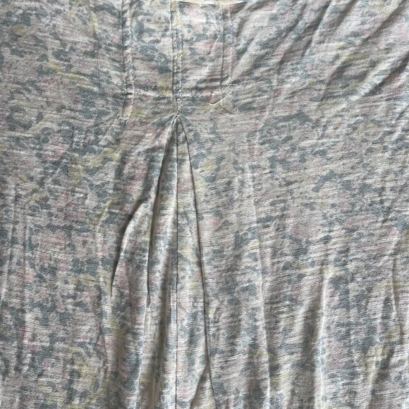 Free People light grey / pink/yellow floral print light weight tshirt - Picture 2 of 5